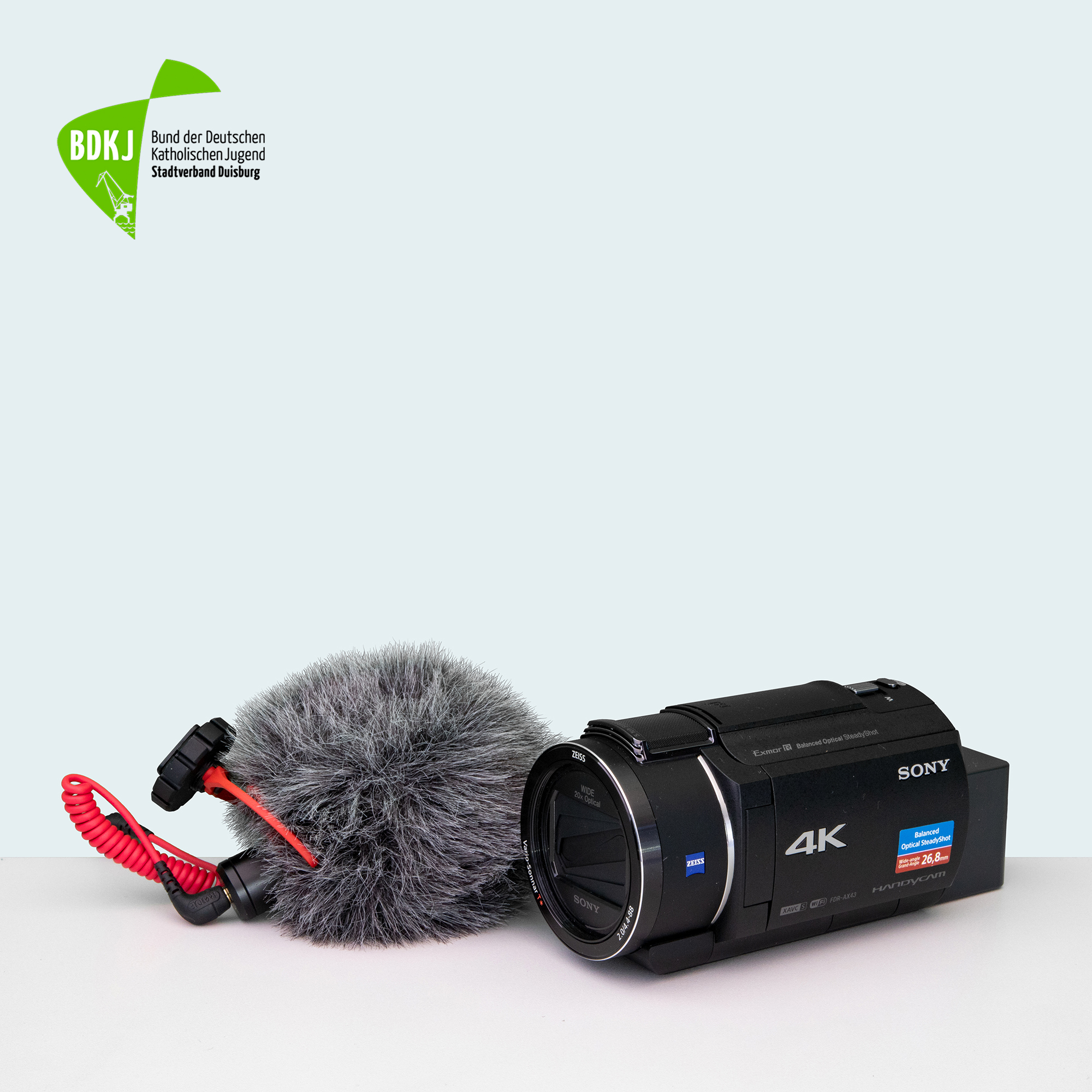 Videokamera-Set mit Mikrofon und Speicherkarte